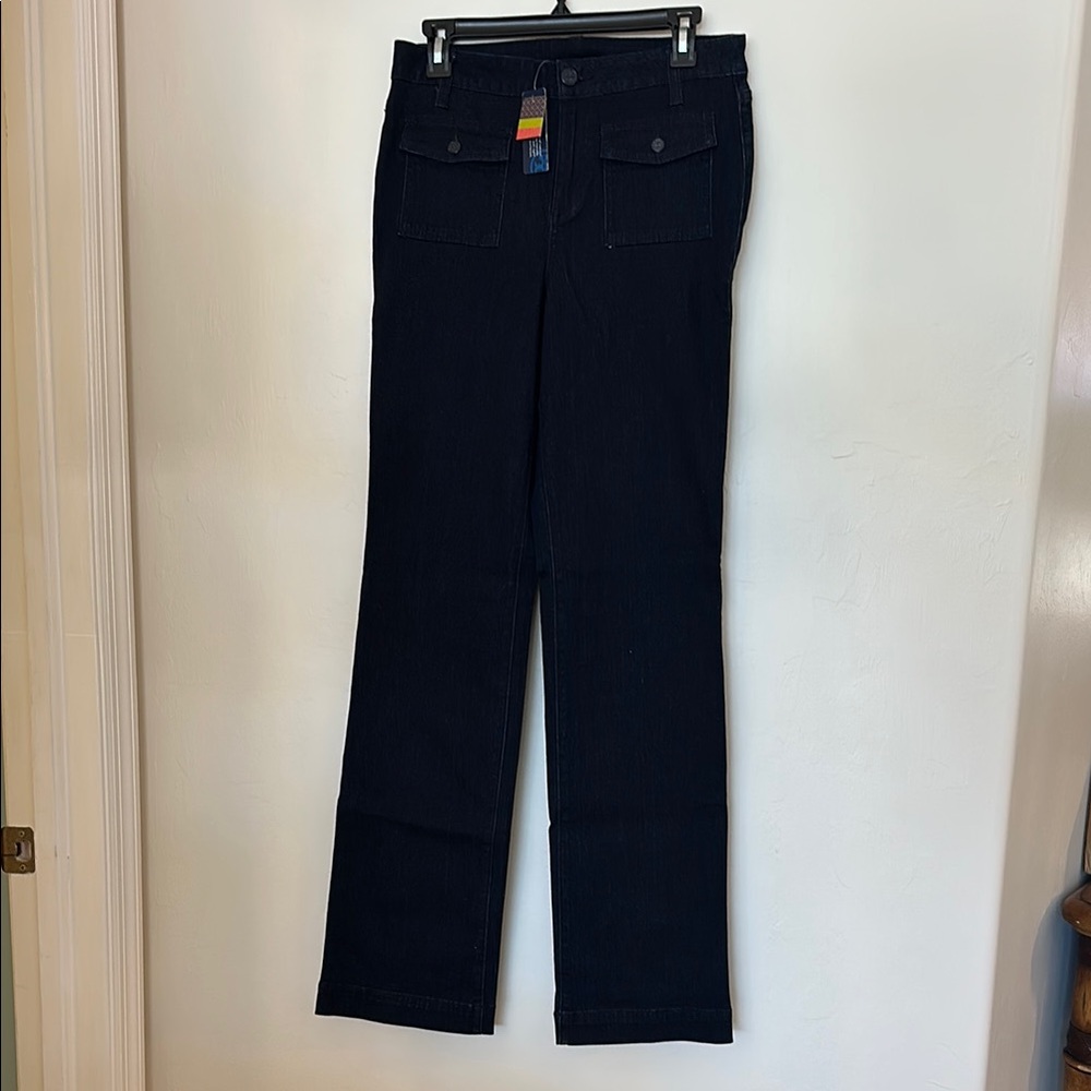 NWT Tory Burch Hi Waisted Slim Boot Jeans sz 29 in color Rinse, front pockets